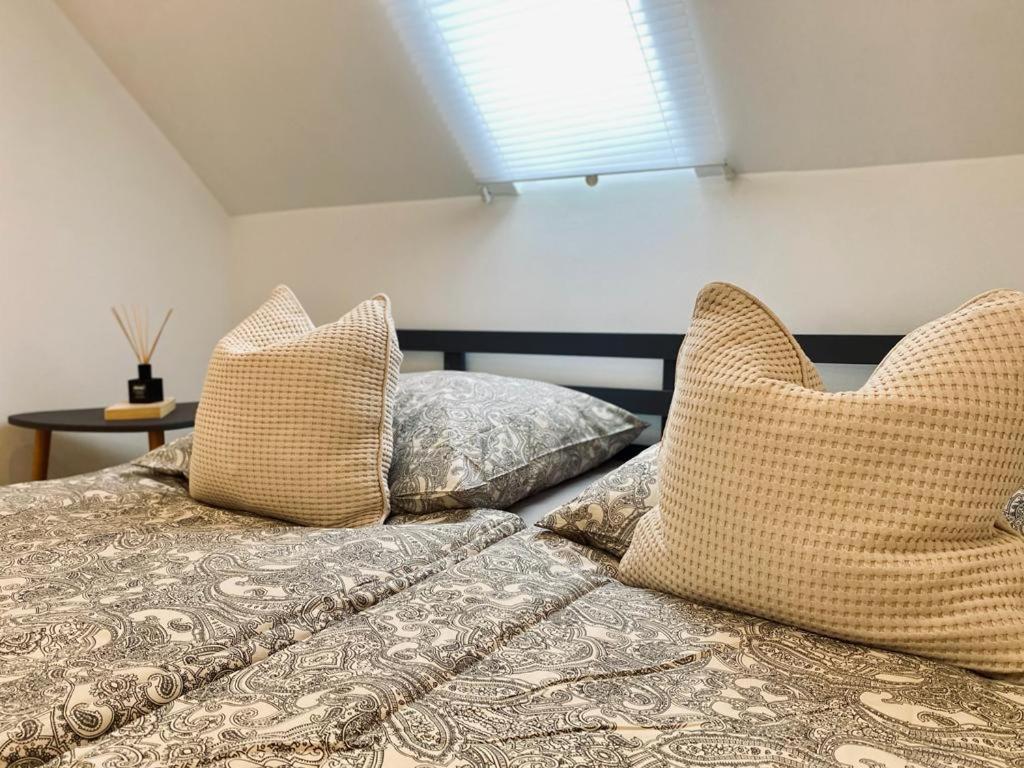 -2-Zentral-Traumwohnung-Rhein أوبرفيزل المظهر الخارجي الصورة