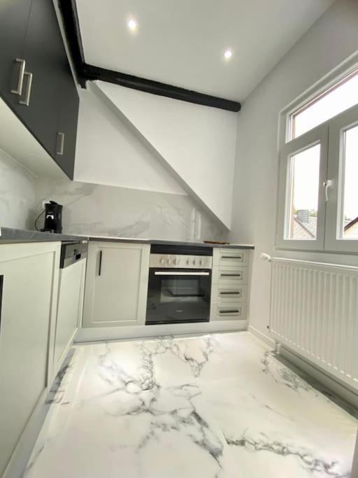 -2-Zentral-Traumwohnung-Rhein أوبرفيزل المظهر الخارجي الصورة